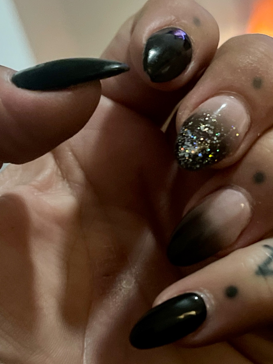 CAYUGA NAIL SPA - Downtown logo